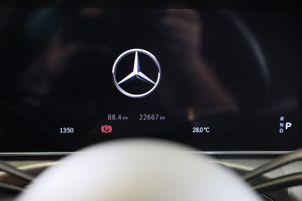 Mercedes-Benz C-Klasse 300 e 4MATIC AMG 63 Look / Acc / Memory / Burmester / Head Up / 360 Camera / Leder / Navi / Led / 20 Inch