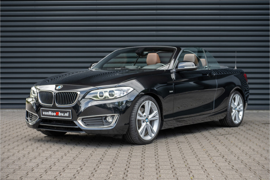 BMW 2 Serie Cabrio 220i Luxury Line Xenon - M Sport stuurwiel - Sportstoel