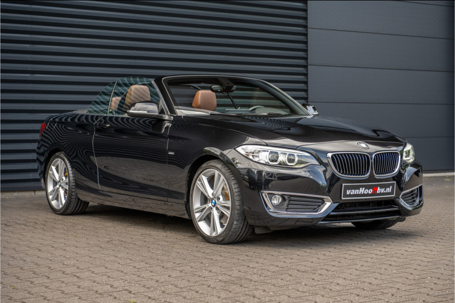 BMW 2 Serie Cabrio 220i Luxury Line Xenon - M Sport stuurwiel - Sportstoel