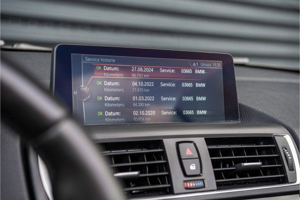 BMW 2 Serie Cabrio 220i Luxury Line Xenon - M Sport stuurwiel - Sportstoel