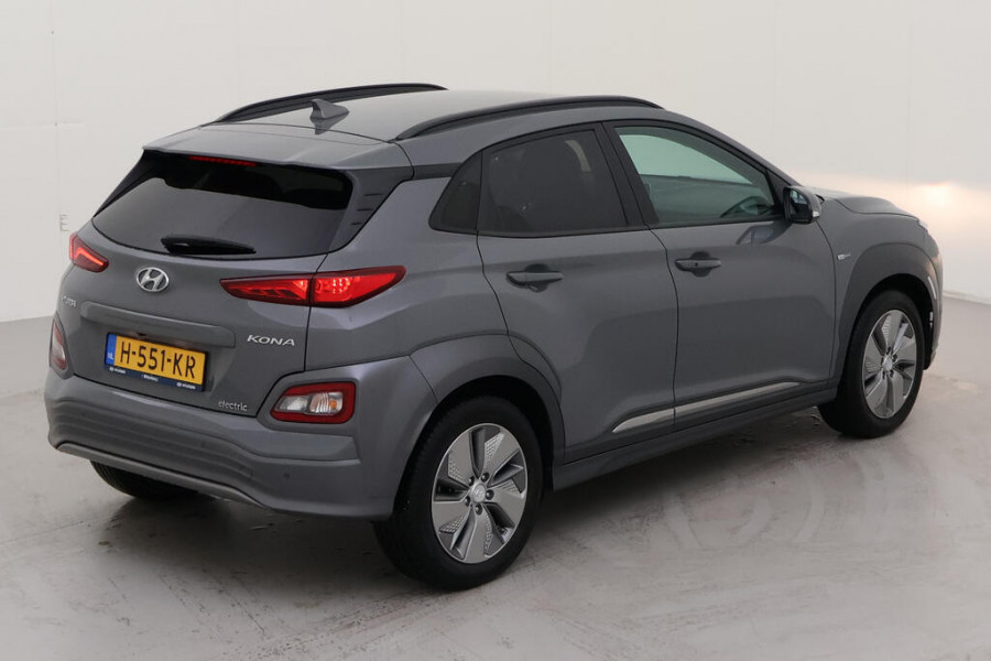 Hyundai Kona EV Fashion 64 kWh 4X OP VOORRAAD | NL AUTO | NAVI | 1E EIG |
