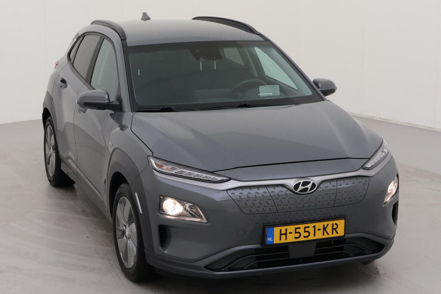 Hyundai Kona EV Fashion 64 kWh 4X OP VOORRAAD | NL AUTO | NAVI | 1E EIG |