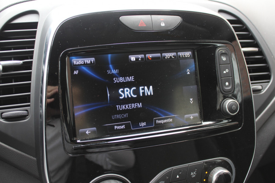 Renault Captur 0.9 TCe Edition One / Camera / Apple CarPlay / Leder / Navigatie / 17'' / Keyless / DAB / Stoelverwarming / Cruise Control