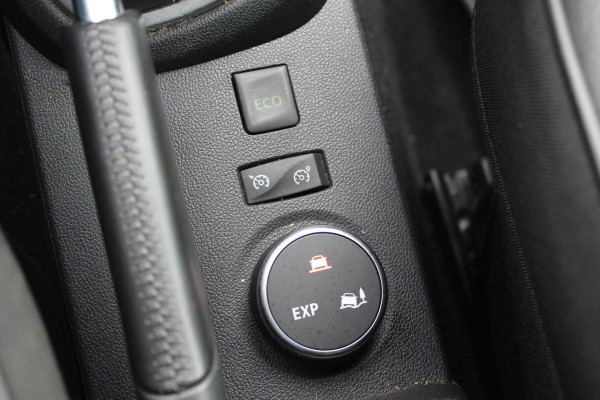 Renault Captur 0.9 TCe Edition One / Camera / Apple CarPlay / Leder / Navigatie / 17'' / Keyless / DAB / Stoelverwarming / Cruise Control
