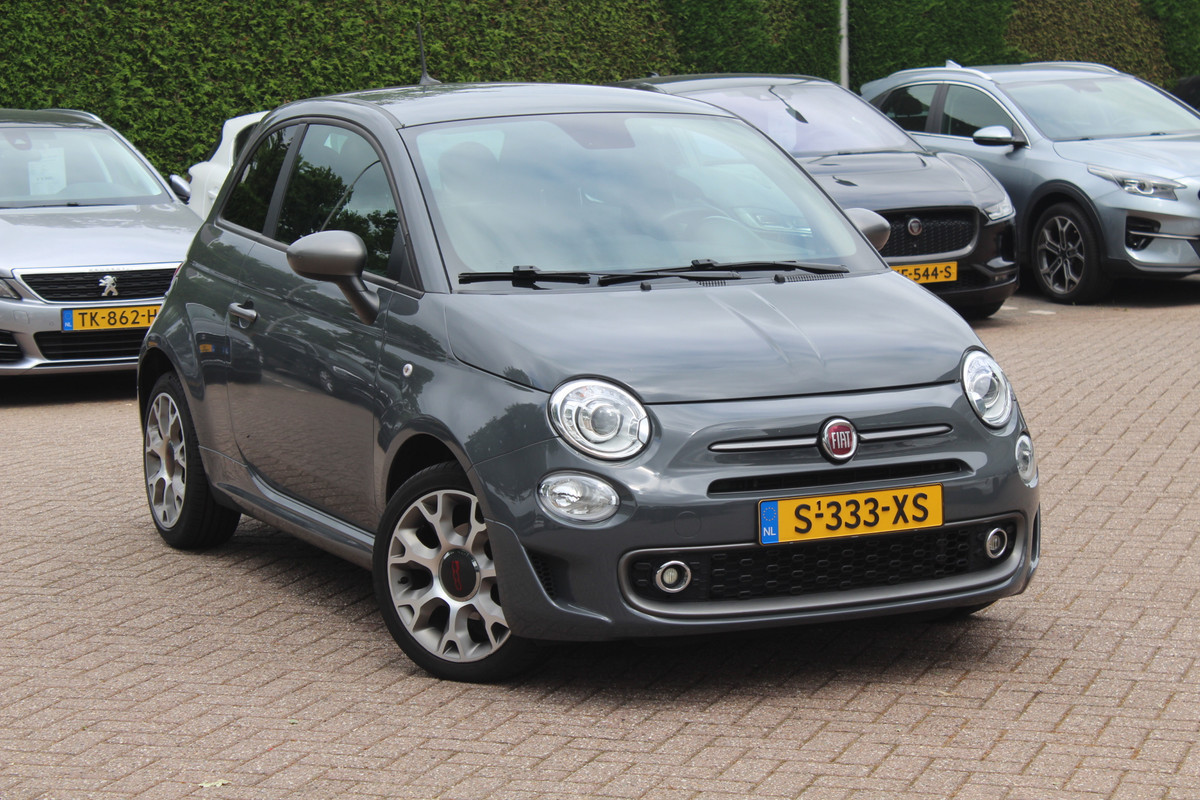 Fiat 500 1.2 Lounge / Apple CarPlay / Half leder / Parkeerhulp achter / 15'' / Beats / DAB / Bluetooth / Cruise Control / Getint glas Fiat 500 1.2 Lounge / Apple CarPlay / Half leder / Parkeerhulp achter / 15'' / Beats / DAB / Bluetooth / Cruise Control / Getint glas