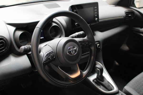 Toyota Yaris 1.5 Hybrid Dynamic 19.000 KM NAP/Camera/Nieuwstaat