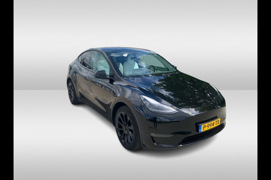 Tesla Model Y Long Range AWD 75 kWh / Autopilot / Panoramadak / Camera / Leder / 20'' / Keyless / ACC