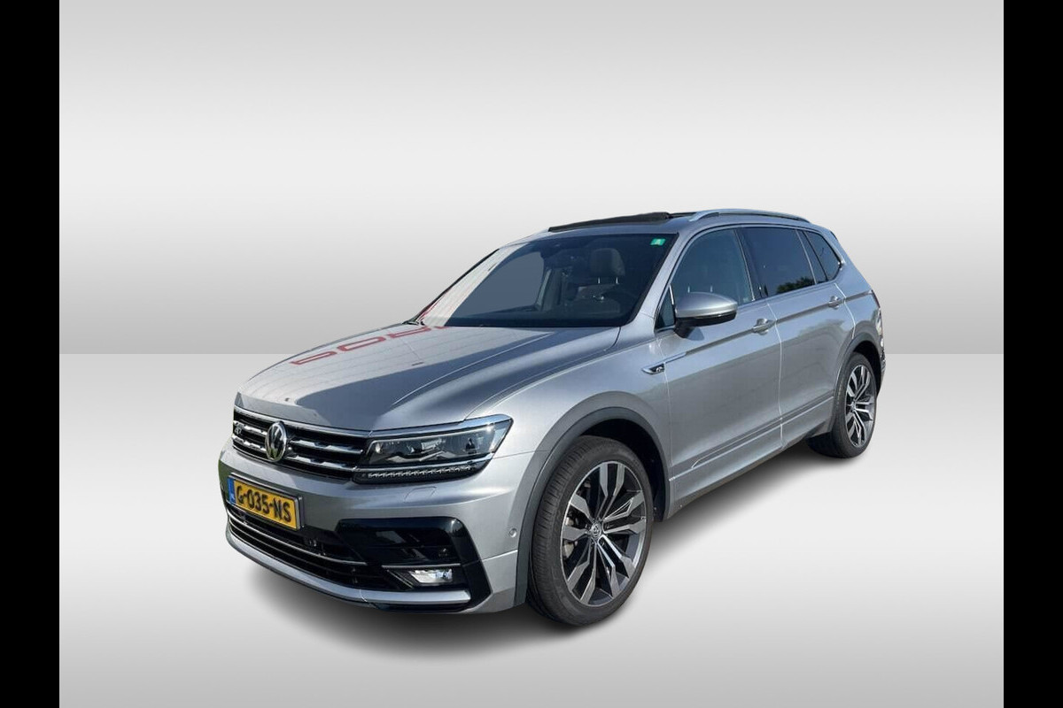 Volkswagen Tiguan Allspace 1.5 TSI Highline Business R-Line 7p. / Panoramadak / Camera / 20'' / Virtual Cockpit / DAB / Stoelverwarming / ACC / Spiegelpakket Volkswagen Tiguan Allspace 1.5 TSI Highline Business R-Line 7p. / Panoramadak / Camera / 20'' / Virtual Cockpit / DAB / Stoelverwarming / ACC / Spiegelpakket