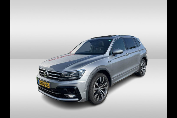 Volkswagen Tiguan Allspace 1.5 TSI Highline Business R-Line 7p. / Panoramadak / Camera / 20'' / Virtual Cockpit / DAB / Stoelverwarming / ACC / Spiegelpakket