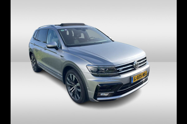 Volkswagen Tiguan Allspace 1.5 TSI Highline Business R-Line 7p. / Panoramadak / Camera / 20'' / Virtual Cockpit / DAB / Stoelverwarming / ACC / Spiegelpakket