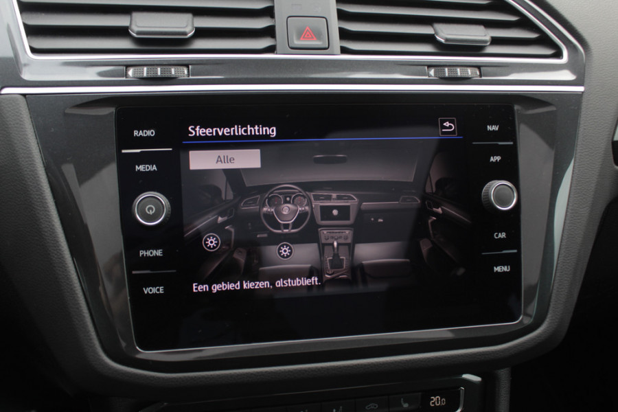 Volkswagen Tiguan Allspace 1.5 TSI Highline Business R-Line 7p. / Panoramadak / Camera / 20'' / Virtual Cockpit / DAB / Stoelverwarming / ACC / Spiegelpakket