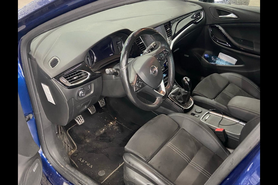 Opel Astra Sports Tourer 1.2 Launch Edition / Trekhaak / Camera / Navigatie / 18'' / Leder&Alcantara / LED Koplampen / Bose Audio / Stuur+Stoelverwarming / DAB / Cruise Control