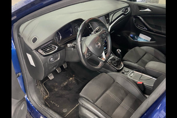 Opel Astra Sports Tourer 1.2 Launch Edition / Trekhaak / Camera / Navigatie / 18'' / Leder&Alcantara / LED Koplampen / Bose Audio / Stuur+Stoelverwarming / DAB / Cruise Control