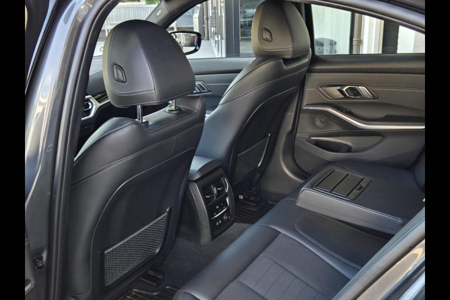 BMW 3-serie 320i Executive Edition SPORT LINE | SPORTSTOELEN | STOELVERWARMING |
