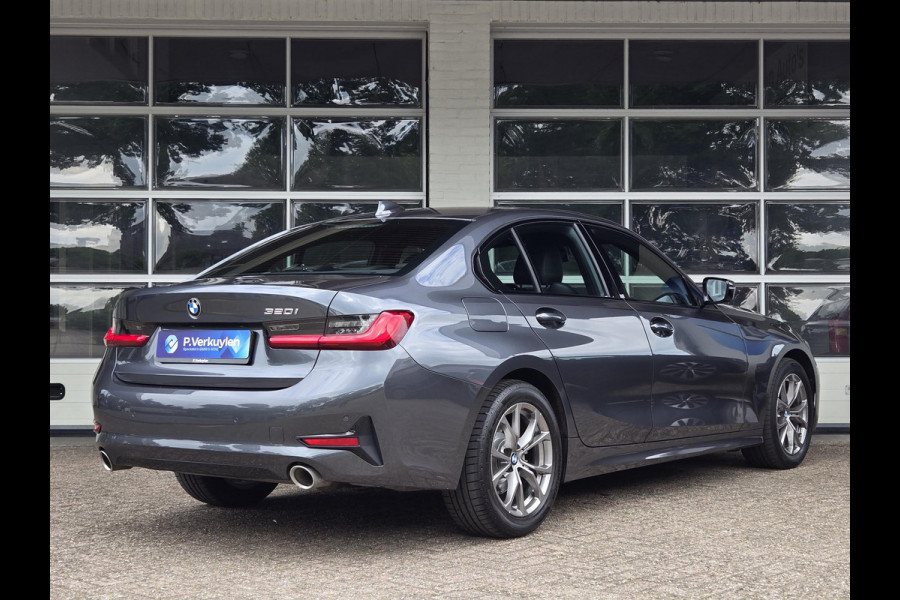 BMW 3-serie 320i Executive Edition SPORT LINE | SPORTSTOELEN | STOELVERWARMING |