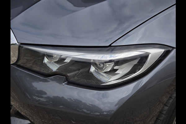 BMW 3-serie 320i Executive Edition SPORT LINE | SPORTSTOELEN | STOELVERWARMING |