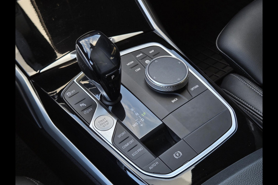 BMW 3-serie 320i Executive Edition SPORT LINE | SPORTSTOELEN | STOELVERWARMING |