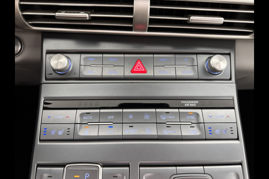 Hyundai NEXO FCEV Plus Pack [ HYDROGENIUM ] (INCL-BTW) Aut. *PANO | LUXURY-LEATHER | NAVI-FULLMAP | ADAPTIVE-CRUISE |  FULL-LED | KEYLESS | DAB |  KRELL-AUDIO | DIGI-WIDESCREEN-COCKPIT | SURROUND-VIEW | SHIFT-PADDLES | COMFORT-SEATS |