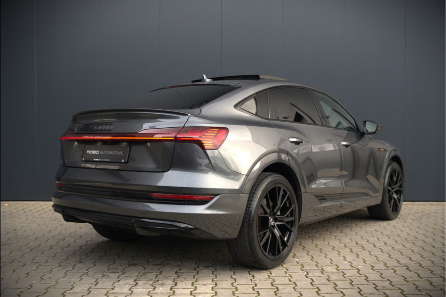 Audi e-tron Sportback 50 quattro S edition 71 kWh | RS Seats | Diamond Stitch | Panoramadak | S-Line | Keyless | Memory Seats | Stoelverwarming | Ambiance Verlichting | Camera | Adaptive Cruise Control | Leer | Matrix LED | Luchtvering |