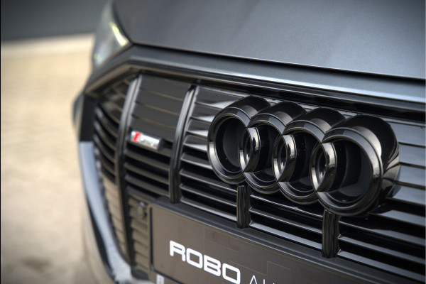 Audi e-tron Sportback 50 quattro S edition 71 kWh | RS Seats | Diamond Stitch | Panoramadak | S-Line | Keyless | Memory Seats | Stoelverwarming | Ambiance Verlichting | Camera | Adaptive Cruise Control | Leer | Matrix LED | Luchtvering |