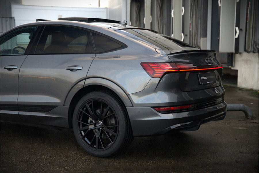 Audi e-tron Sportback 50 quattro S edition 71 kWh | RS Seats | Diamond Stitch | Panoramadak | S-Line | Keyless | Memory Seats | Stoelverwarming | Ambiance Verlichting | Camera | Adaptive Cruise Control | Leer | Matrix LED | Luchtvering |