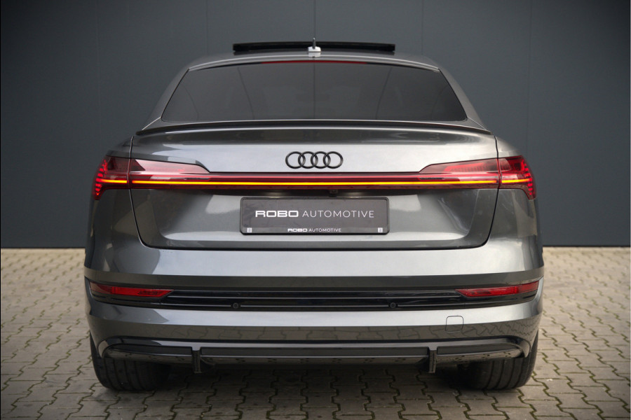 Audi e-tron Sportback 50 quattro S edition 71 kWh | RS Seats | Diamond Stitch | Panoramadak | S-Line | Keyless | Memory Seats | Stoelverwarming | Ambiance Verlichting | Camera | Adaptive Cruise Control | Leer | Matrix LED | Luchtvering |