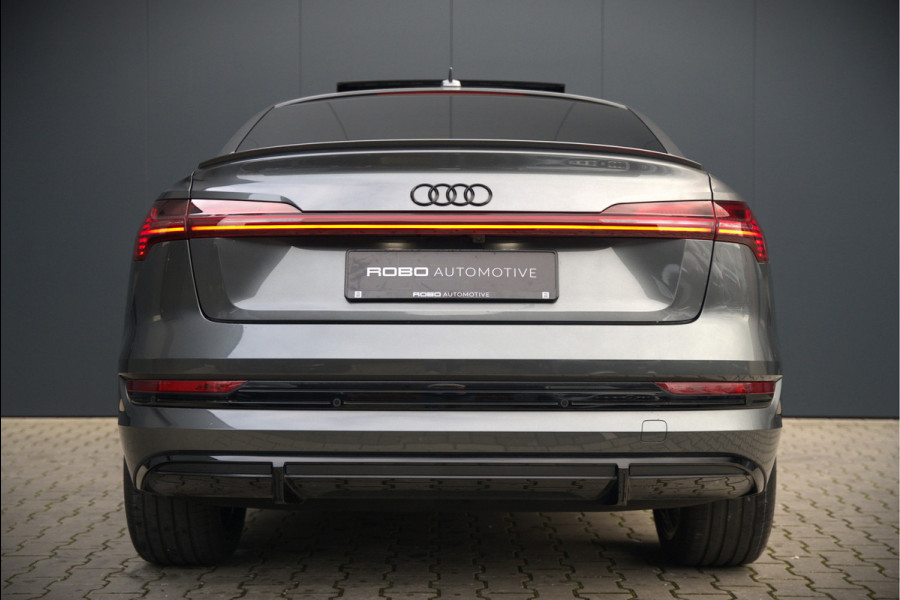 Audi e-tron Sportback 50 quattro S edition 71 kWh | RS Seats | Diamond Stitch | Panoramadak | S-Line | Keyless | Memory Seats | Stoelverwarming | Ambiance Verlichting | Camera | Adaptive Cruise Control | Leer | Matrix LED | Luchtvering |