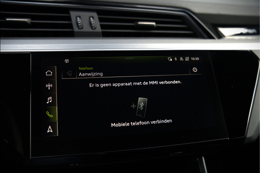 Audi e-tron Sportback 50 quattro S edition 71 kWh | RS Seats | Diamond Stitch | Panoramadak | S-Line | Keyless | Memory Seats | Stoelverwarming | Ambiance Verlichting | Camera | Adaptive Cruise Control | Leer | Matrix LED | Luchtvering |