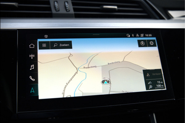 Audi e-tron Sportback 50 quattro S edition 71 kWh | RS Seats | Diamond Stitch | Panoramadak | S-Line | Keyless | Memory Seats | Stoelverwarming | Ambiance Verlichting | Camera | Adaptive Cruise Control | Leer | Matrix LED | Luchtvering |
