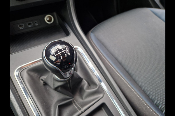 Seat Ateca 1.0 EcoTSI Style | Trekhaak | Cruise | Apple Carplay / Android Auto | Clima | PDC |