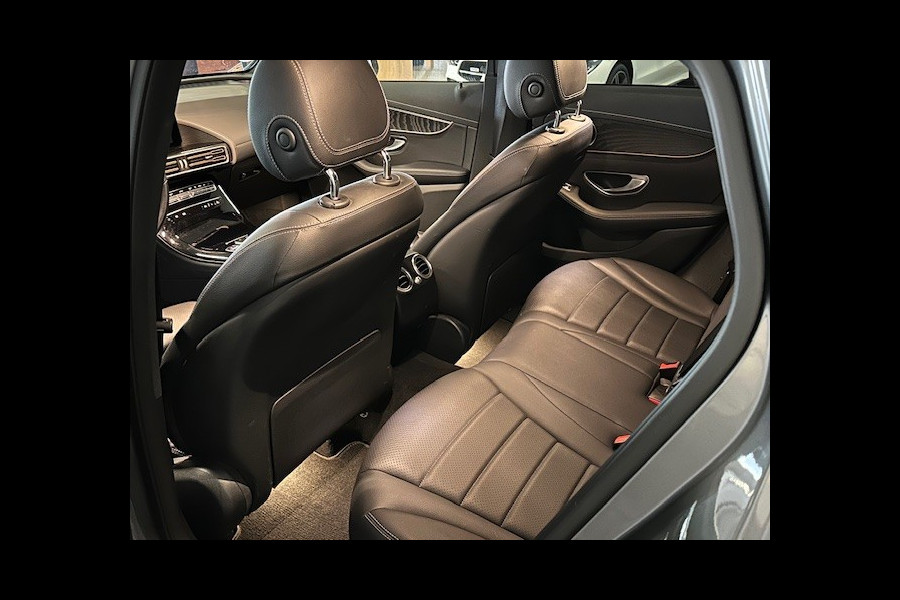 Mercedes-Benz EQC 400 4 MATIC Bus. Solution Luxury 80 kWh-SOH 94%-TREKHAAK-KEYLESS-COMPLEET