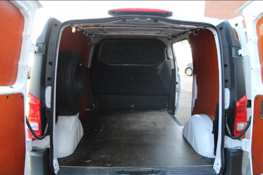 Mercedes-Benz Vito 109 CDI Functional L1H1 / Carplay Andriod / 18" velgen / Airco