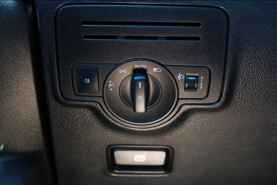Mercedes-Benz Vito 109 CDI Functional L1H1 / Carplay Andriod / 18" velgen / Airco