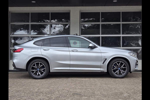 BMW X4 xDrive30i M SPORT | 360 CAMERA | PANORAMA | STOELVERWARMING |