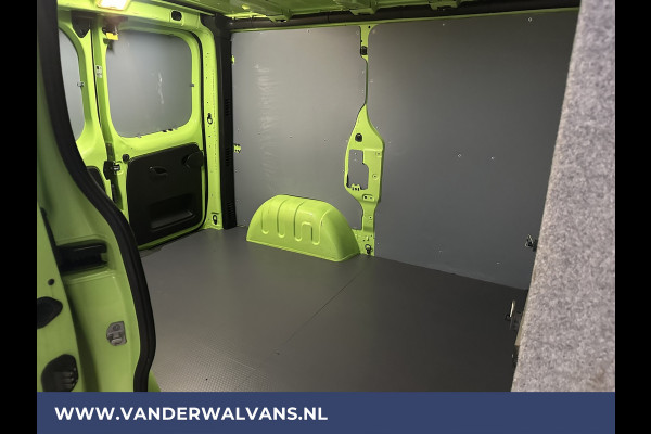 Renault Trafic 1.6 dCi L1H1 Euro6 Airco | Navigatie | Cruisecontrol | Trekhaak | Parkeersensoren Bijrijdersbank
