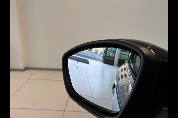 Peugeot 208 Hybrid 136 e-DCS6 GT Automaat | Stoelverwarming | Elektrisch verstelbare bestuurdersstoel met massage | 360 camera | Panoramadak | Dodehoekdetectie