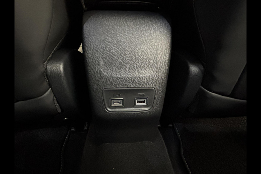 Peugeot 208 Hybrid 136 e-DCS6 GT Automaat | Stoelverwarming | Elektrisch verstelbare bestuurdersstoel met massage | 360 camera | Panoramadak | Dodehoekdetectie