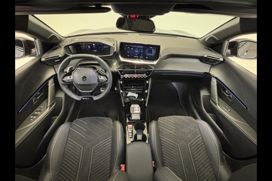 Peugeot 208 Hybrid 136 e-DCS6 GT Automaat | Stoelverwarming | Elektrisch verstelbare bestuurdersstoel met massage | 360 camera | Panoramadak | Dodehoekdetectie