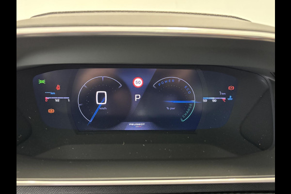 Peugeot 208 Hybrid 136 e-DCS6 GT Automaat | Stoelverwarming | Elektrisch verstelbare bestuurdersstoel met massage | 360 camera | Panoramadak | Dodehoekdetectie