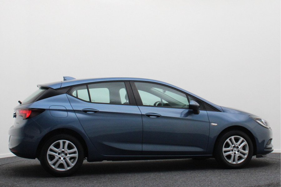 Opel Astra 1.0 Online Edition Airco, Camera, Cruise, Navigatie, Bluetooth, DAB, LED, PDC
