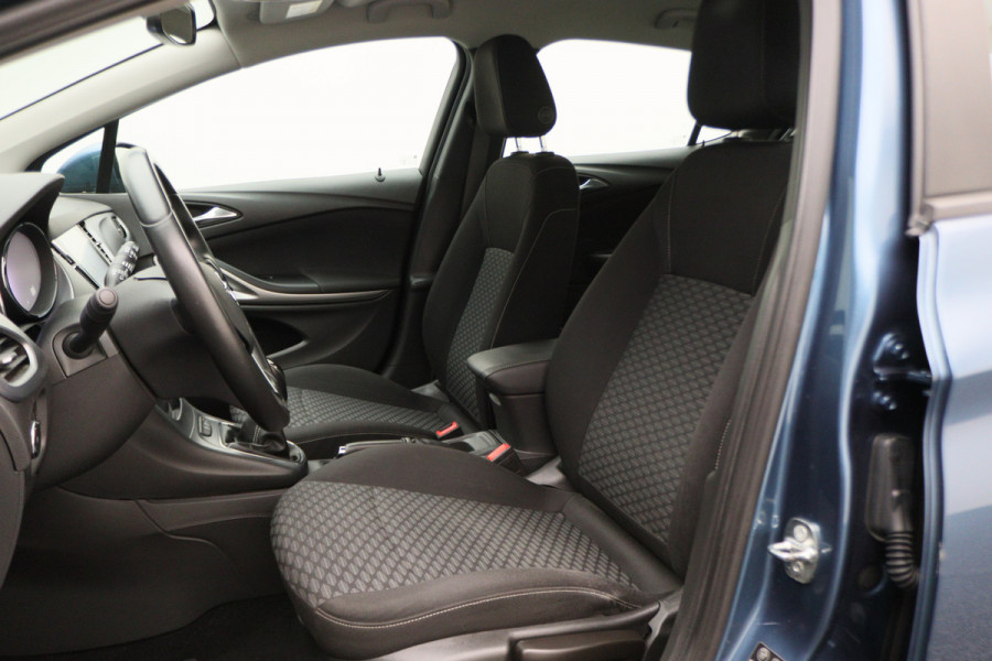 Opel Astra 1.0 Online Edition Airco, Camera, Cruise, Navigatie, Bluetooth, DAB, LED, PDC