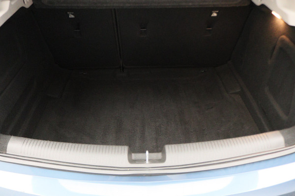 Opel Astra 1.0 Online Edition Airco, Camera, Cruise, Navigatie, Bluetooth, DAB, LED, PDC