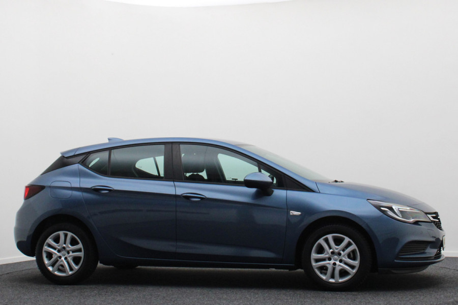 Opel Astra 1.0 Online Edition Airco, Camera, Cruise, Navigatie, Bluetooth, DAB, LED, PDC