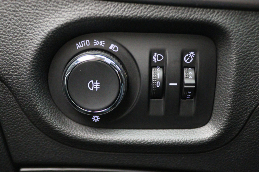 Opel Astra 1.0 Online Edition Airco, Camera, Cruise, Navigatie, Bluetooth, DAB, LED, PDC