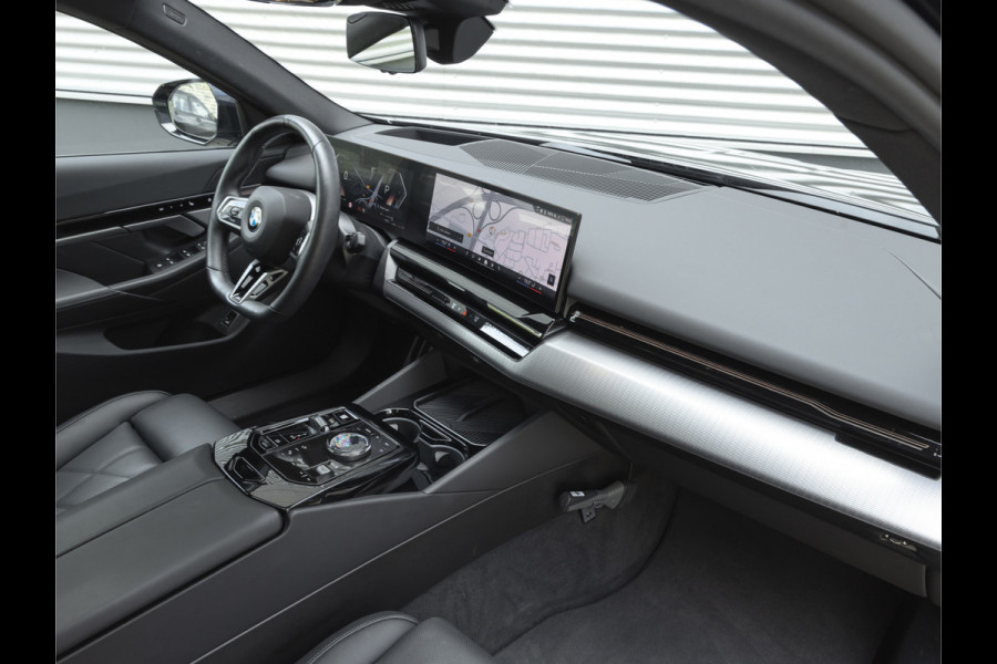BMW 5 Serie 520d - M-Sport - Pano - Trekhaak - ACC - Head-up - Harman Kardon - Stoelventilatie