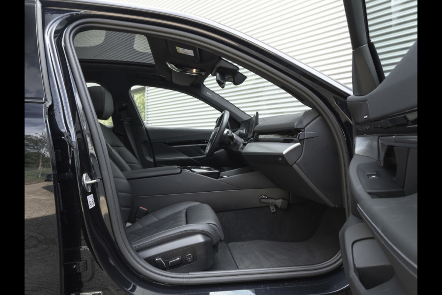 BMW 5 Serie 520d - M-Sport - Pano - Trekhaak - ACC - Head-up - Harman Kardon - Stoelventilatie
