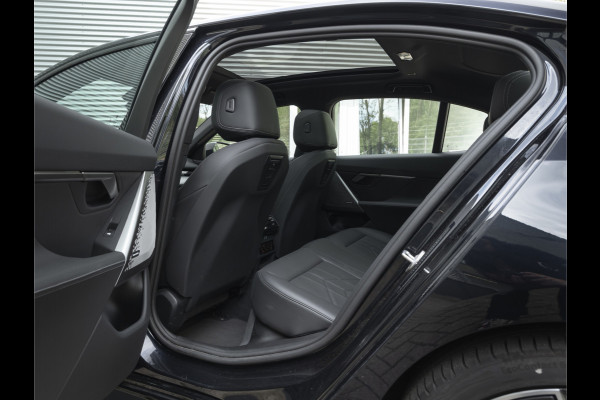 BMW 5 Serie 520d - M-Sport - Pano - Trekhaak - ACC - Head-up - Harman Kardon - Stoelventilatie