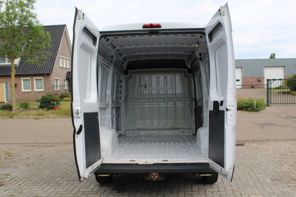 Fiat Ducato 35H 2.3 MultiJet 130PK Euro6 L2H2 ✓ 3-zits ✓ Climate control ✓ Navigatie / Camera ✓ Cruise
