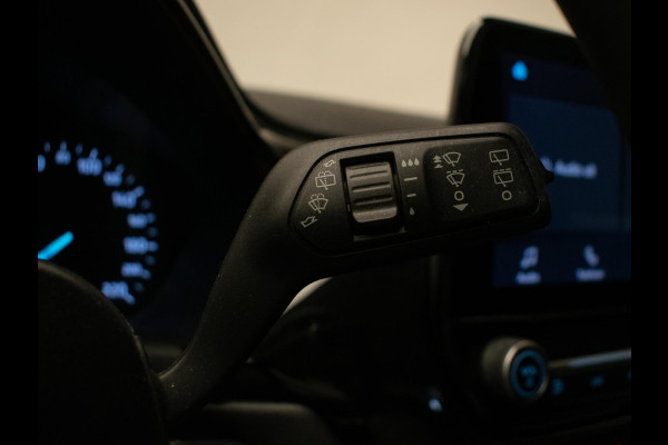 Ford Fiesta 1.1 Sport (APPLE CARPLAY,NAVI,LED,CRUISE,PDC,LANE ASSIST,SPORTSTOELEN,NETTE STAAT)