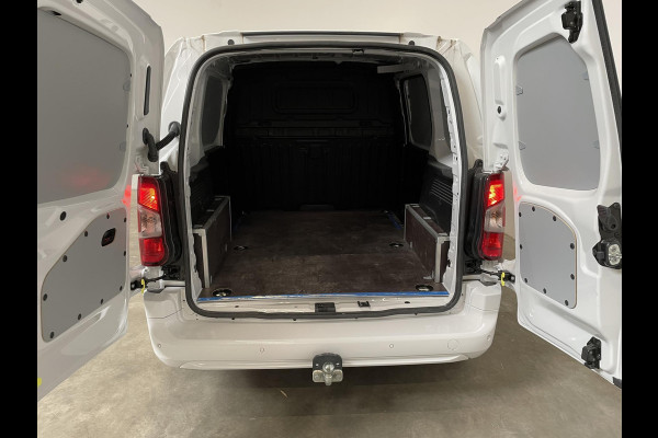 Opel Combo 130pk L1 Automaat Apple Carplay Trekhaak Parkeersensoren Airco Cruise control